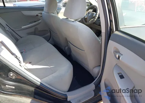 2010 Toyota Corolla Le z USA, uszkodzony, nr VIN 2T1BU4EE4AC313326